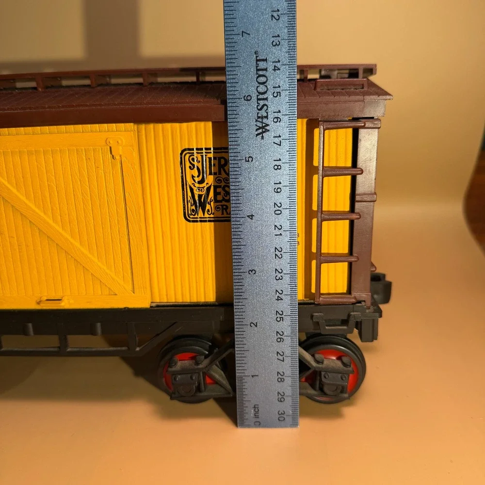 Jim Beam Jersey & Western Railway Yellow Boxcar Train Whiskey Decanter Vintage